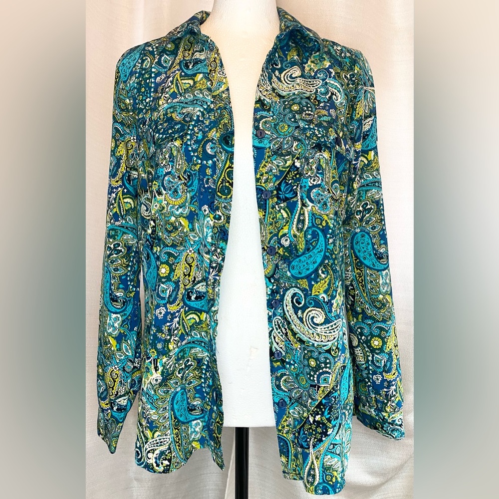 ⭐️ Kim Rogers Button Down Paisley Blouse